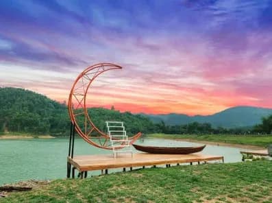Lakeside Village - Ảnh 10