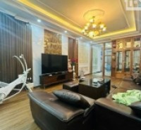 BÁN NHÀ TRUNG KÍNH CẦU GIẤY, PHÂN LÔ, ÔTÔ TRÁNH, SÁT PHỐ, CÓ THOÁNG SAU, 61M² GIÁ 15 TỶ
