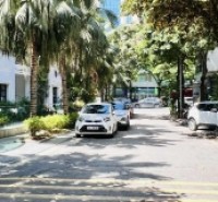 bán nhà Hoàng Như Tiếp- bệnh viện Tâm Anh, diện tích 140m, ôtô tránh, cách bệnh viện Tâm Anh 50m