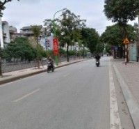 Hàng hiếm mặt đường Hồng Tiến - Long Biên.