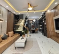 Nhà 3 tầng 3 mê xây mới đường Vũ Miên - sát đường Phạm Hùng