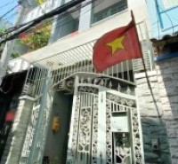 Nhà cách mặt tiền 3 căn 2 lầu+ST lộ giới ít Dương Bá Trạc P1Q8