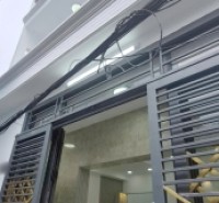 Nhà 2lầu đúc ngang 5.2m cách mặt tiền Nguyễn Duy 30m