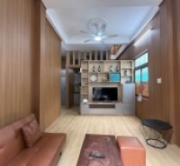 Nhà 2 tầng kiệt Trần Cao Vân, có chổ đậu Ô TÔ thoải mái chỉ vài bước chân