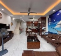 Bán nhà Nguyễn Thái Học, 60m2, 5 tầng, mặt tiền 4m, 21 tỉ, gần mặt phố, ngõ rộng, KD