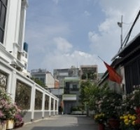 Bán nhà, đường 102, Tăng Nhơn Phú, hẻm ô tô, 2 tầng, 80m2 , 8 tỷ hơn