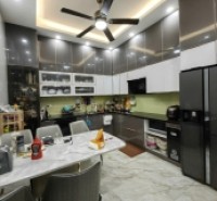 Bán nhà mặt phố Phố Huế, 65m2, mặt tiền 5.7m, 59.5 tỉ, vị trí đẹp, kinh doanh đỉnh, pháp lý chuẩn