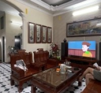 Bán nhà Tạ Quang Bửu, 140m2, 4 tầng, mặt tiền khủng 8m, 46.1 tỷ, ô tô tránh, phù hợp xây tòa VP
