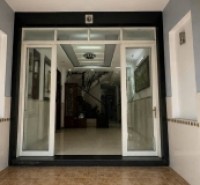 Bán nhà gần Lạc Long Quân 70m2, 4 tầng BTCT, 4 phòng ngủ, giá 8.3 tỷ