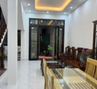 ho thuê nhà Nguyên Căn Bồ đề 47m 4 tầng 4 gủ full NT 15tr/tháng