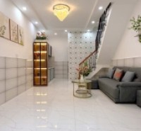 Nhà mới hẻm 337/ Đường Ba Đình P8Q8, Giá : 4.13 Tỷ (TL)