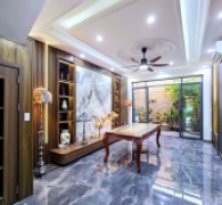 ◆ Mặt đường Nguyễn Cộng Hòa - Nhà độc lập 5,5 tầng thang máy - full nội thất