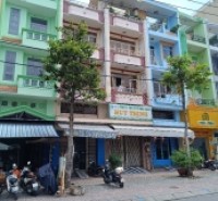 Bán nhà mặt tiền 5 tầng Tạ Quang Bửu, 4x20, rẻ hơn 2 tỷ so với nhà kế bên- Lh 0931172218