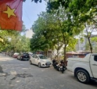 Nhà đẹp kinh doanh tại Văn Phú 19ty
