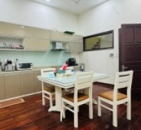 Giảm chào 1 tỉ! Bán nhà phố Khâm Thiên, 50m2, 8 tầng, mặt tiền 4.2m, 33.5 tỷ, ô tô tránh
