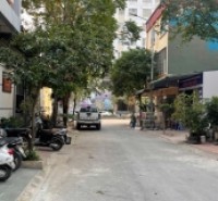 Rẻ nhất tại  KĐT Văn Khê phân lô kinh doanh 14  tỷ.