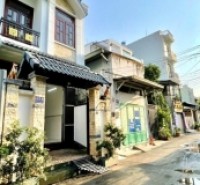 Bán nhà đường Hiệp Bình, Hiêhp Bình Chánh. Thủ Đức. DT 72m2, 3 tầng, SHR. Giá 8.2 tỷ,
