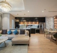 Ra gấp căn hộ 2PN Vinhomes Ba Son 8m2 giá 4.5ty