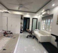 Bán nhà phân lô Vũ Hữu, 55m2, 5 tầng, ô tô vào nhà, 2 mặt thoáng, ở ngay