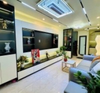 NHÀ 30M - TRUNG TÂM QUẬN HAI BÀ TRƯNG- SÁT PHỐ CỔ - CHỈ 150M RA MẶT PHỐ TRẦN KHÁT CHÂN - 5 TẦNG 3 NGỦ - FULL NỘI THẤT ĐẸP LONG LANH. GIÁ 7,9 tỷ