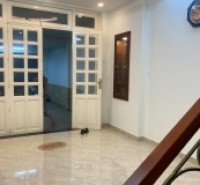 Nhà 2 tầng, đường Ni Sư Huỳnh Liên, Phường 10, Tân Bình, 66m² (4.2x15.7) – Giá 10.5 tỷ.