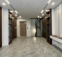 NHÀ ĐẸP ĐÓN TẾT XUÂN LA-THAMG MÁY -Ô TÔ-  KINH DOANH -  54M 5 TẦNG 15.6 TỶ