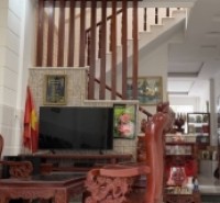 Nhà vị trí siêu đẹp Tăng Nhơn Phú,Phước Long B,  Kết cấu 3 tầng  Thiết kế: sân vườn, gara ô tô 2 cái, bể cá KOI