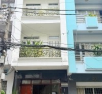 Nhà Bồng Sao, Phân Lô ngang 5m, 4 tầng gần công viên, chỉ 9 tỷ 4 - 0931172218