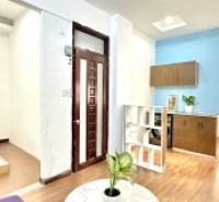 Dòng tiền 40tr/tháng, 5x22, Hậu 8m, Góc 3 mặt thoáng cực đẹp