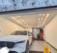 nhà đẹp Cổ Linh, 8 tầng thang máy, đối diện Aeon, gara, full nội thất