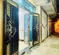 NHÀ ĐẸP Ở SƯỚNG PHỐ DỊCH VỌNG, NGÕ ĐẸP, GẦN Ô TÔ, GẦN PHỐ - 4T x 38M2, 8.35 TỶ