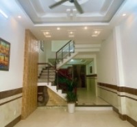 Bán nhà 64m², 4PN, 4WC, 3 tầng, Q.9, 7,05  tỷ, sổ hồng
