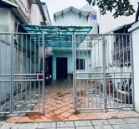 Bán Đất tặng nhà 2 tầng Ngọc Thuỵ- Oto Vỉa Hè- Hàng xómKhai Sơn - 103m2-16,5 tỷ( Thương lượng)