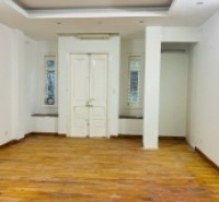 BÁN NHÀ NGỌC LÂM LONG BIÊN, NGÕ THÔNG, OTO- VIEW VƯỜN HOA,53M, NHỈNH 13 TỶ( TL)