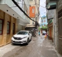 CC BÁN GẤP nhà Trương Định, Hoàng Mai 48m2, MT 4.5m, ô tô đỗ cửa. Giá Tốt nhất.