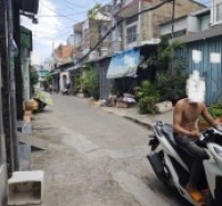 Bán nhà Trịnh Đình Trọng - DT 388m2 sàn, ngang 4m3 - Hẻm 10m xe tải thông