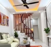Hiếm- Chỉ hơn 5 tỷ- Nhà ngõ 1 Bùi Xương Trạch- Ngõ thông- Thông số vàng