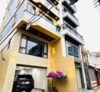 nhà đẹp Cổ Linh, lô góc, gara 2 ôtô, thang máy, kinh doanh, full nội thất