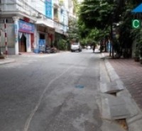 BÁN NHÀ LÔ GÓC 3 THOÁNG GẦN PHỐ DỊCH VỌNG HẬU – CẦU GIẤY – 33M2 – GIÁ 6,5 TỶ