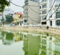 bán nhà mặt hồ, 130m, MT 6.5m, ôtô tránh full thổ cư