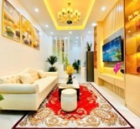 BÁN NHÀ  Quan Thổ 31m2,4 tầng  mặt tiền3.5 m 7.2 tỷ Đống Đa Hà Nội