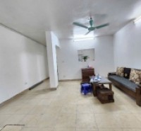 Bán nhà tập thể tầng 1 quỳnh mai 85M ô tô tránh kinh doanh hai bà trưng