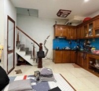 Bán nhà tây trà 3 tầng móng 5 tầng long lanh gần phố hoàng mai