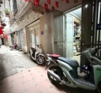 Nhỉnh 7 tỷ bán nhà 5 tầng ở ngay đường hoàng mai