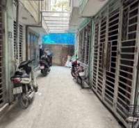 Giảm gần nửa tỷ cần bán nhà giáp nhị 5 tầng long lanh VF3 đỗ cửa hoàng mai
