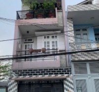 Nhà. 7,1 tỷ Bình Tân. Đường số 1, P. Bình Hưng Hòa, Bình Tân. Dt: 4 x 18m. Dtcn đủ 72,3m2. Kết cấu: 1 Trệt 1 Lầu ST, 2 PN 2 WC. Hẻm ôtô chạy vi vu...Hướng Đông Nam.