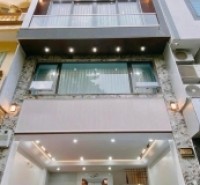 Cực đẹp phố Nguyên Hồng 86m2, 8Tthang máy, MT7m vỉa hè ô tô view sân chơi kinh doanh