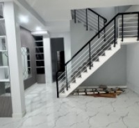 ♥ Nhà Kiệt Nhựa có lề, Ô tô đậu cửa. Sát Nguyễn Văn Linh, 53m2, ngang 5m, 6.x tỷ