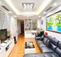 NHÀ ĐẸP Ở PHÙNG CHÍ KIÊN -PHÂN LÔ Ô TÔ - MẶT NGÕ KINH DOANH - 2 THOÁNG TRƯỚC  SAU - FULL NỘI THẤT TIỀN TỶ.