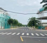 Nhà phố thương mại Hòa Lợi: Giá rẻ, pháp lý chuẩn, đầu tư là thắng!
Hoa Loi Commercial Townhouse: Affordable, Legal, and Profitable Investment!